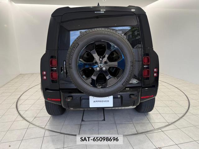 Land Rover DEFENDER 2023-05 7934038-4