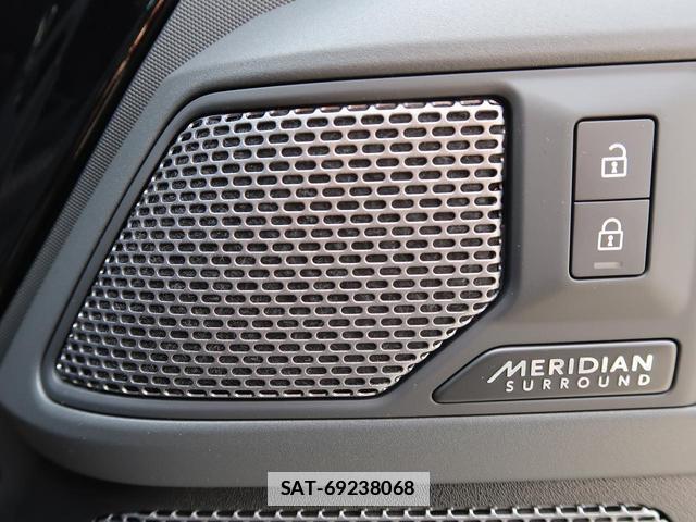 Land Rover DEFENDER 2023-09 7934459-14