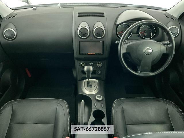 Nissan DUALIS 2012-08 7936643-2