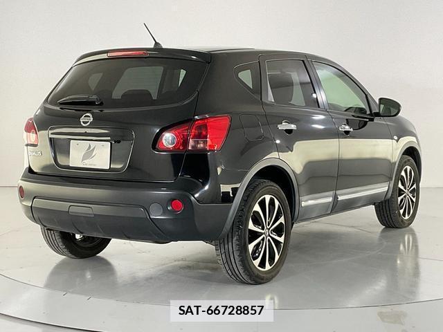 Nissan DUALIS 2012-08 7936643-6