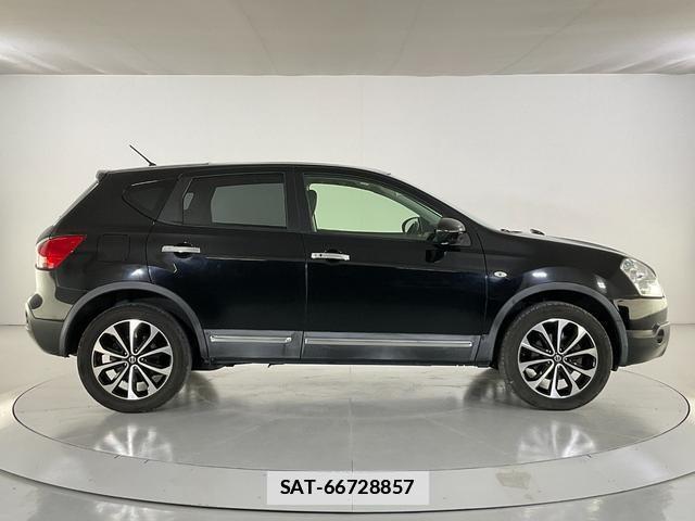 Nissan DUALIS 2012-08 7936643-7
