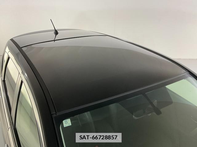 Nissan DUALIS 2012-08 7936643-9