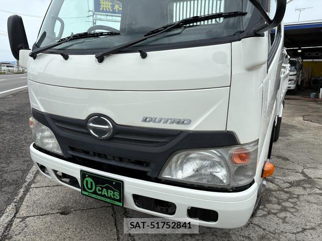 Hino DUTRO 2013-11 7935861-10