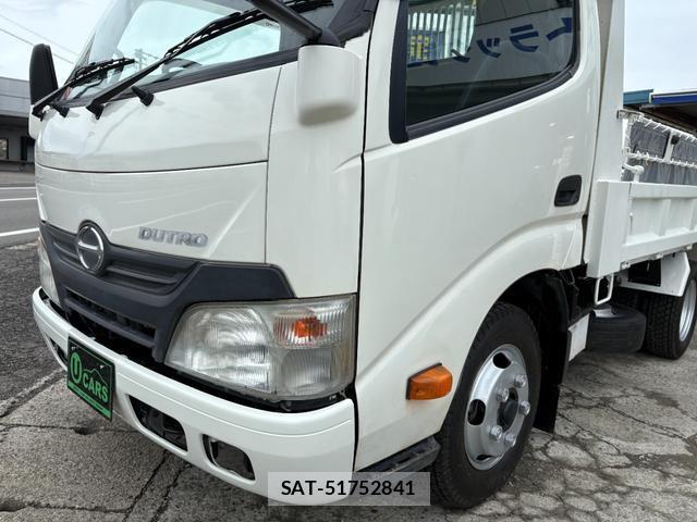 Hino DUTRO 2013-11 7935861-15