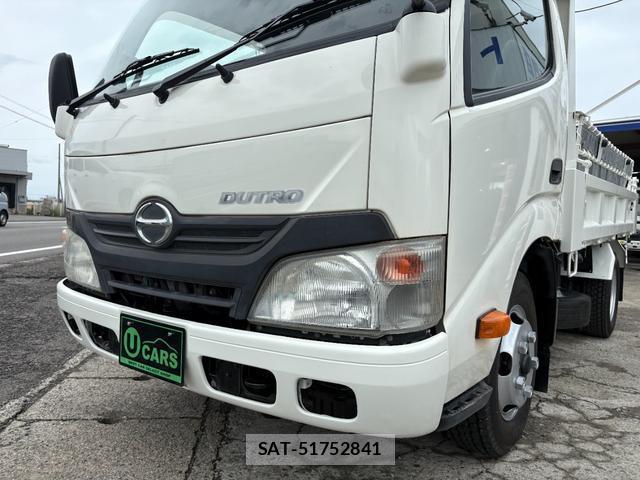 Hino DUTRO 2013-11 7935861-8