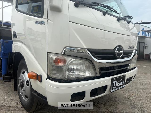Hino DUTRO 2012-02 7935863-11