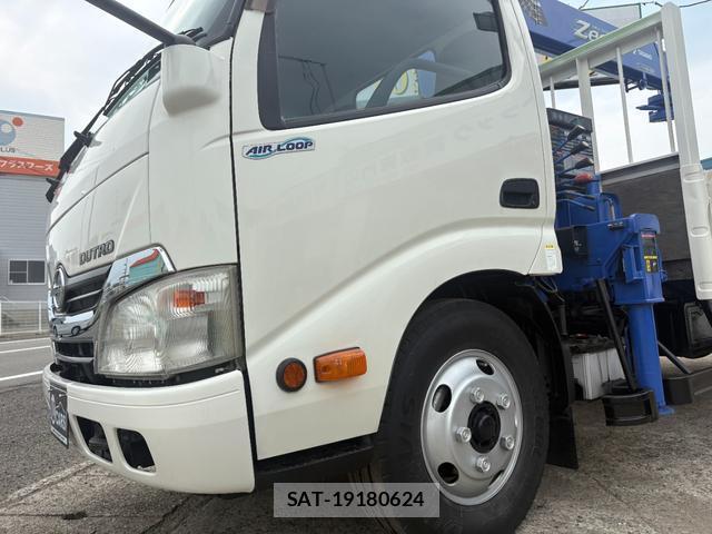 Hino DUTRO 2012-02 7935863-16