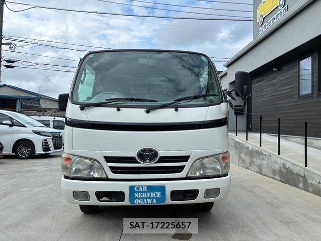 Toyota DYNA TRUCK 2010-03 7935323-1