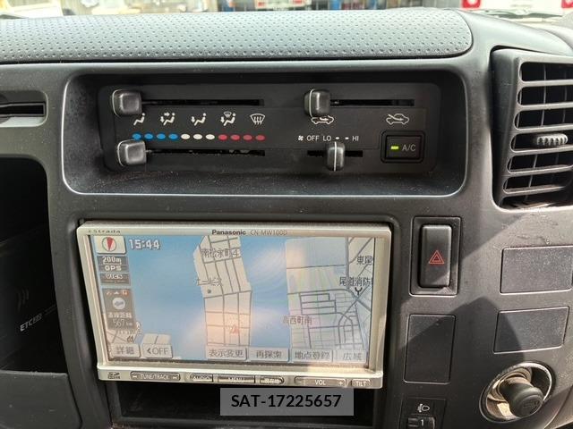 Toyota DYNA TRUCK 2010-03 7935323-12