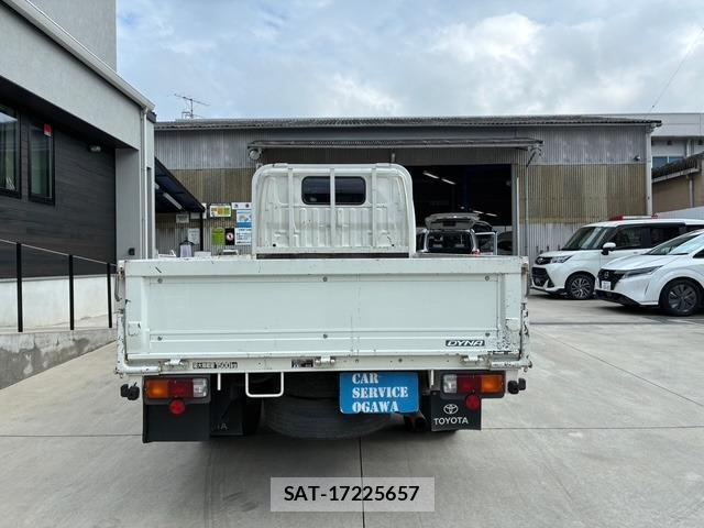 Toyota DYNA TRUCK 2010-03 7935323-5