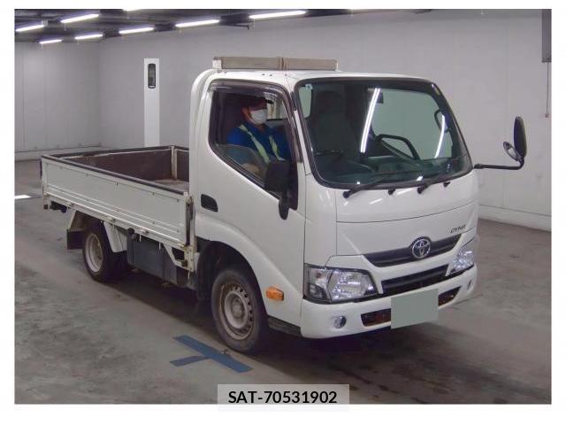 Toyota DYNA TRUCK 2021-08 7936408-0