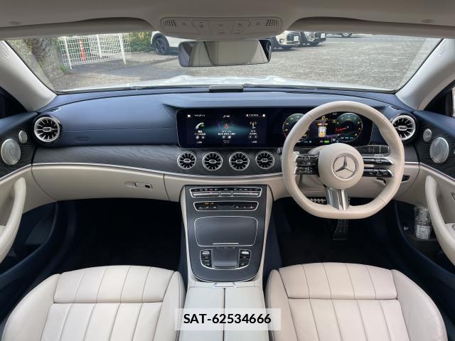 Mercedes Benz E-CLASS 2023-03 7935646-2