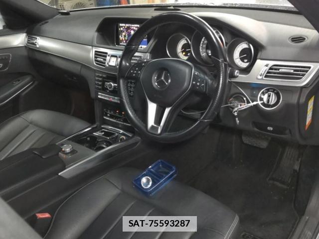 Mercedes Benz E-CLASS 2013-06 7936486-2