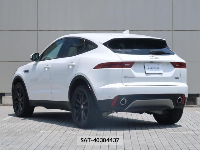 Jaguar E-PACE 2019-12 7934461-16