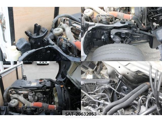 Isuzu ELF TRUCK 2012-02 7933820-11