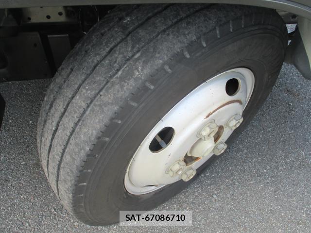 Isuzu ELF TRUCK 2015-09 7934665-19