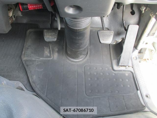 Isuzu ELF TRUCK 2015-09 7934665-7