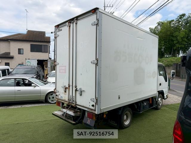 Isuzu ELF TRUCK 2014-07 7936982-1
