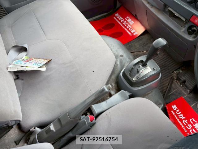Isuzu ELF TRUCK 2014-07 7936982-10