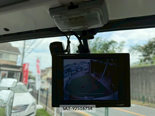 Isuzu ELF TRUCK 2014-07 7936982-11