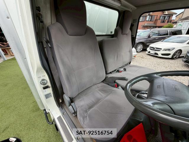 Isuzu ELF TRUCK 2014-07 7936982-5