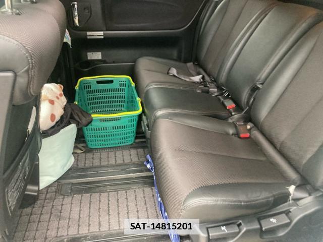 Nissan ELGRAND 2009-03 7934721-5