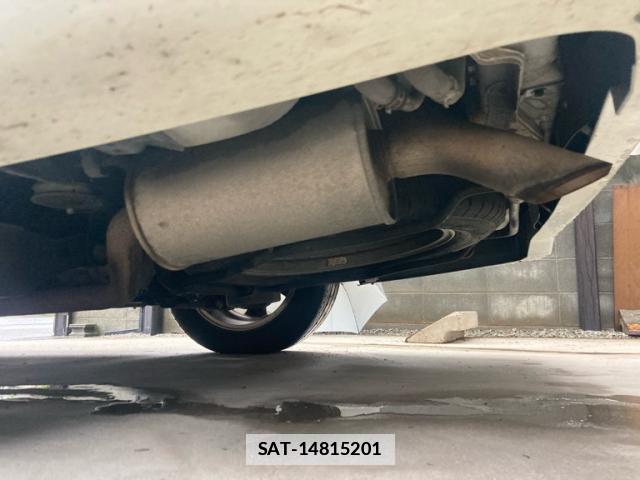 Nissan ELGRAND 2009-03 7934721-7