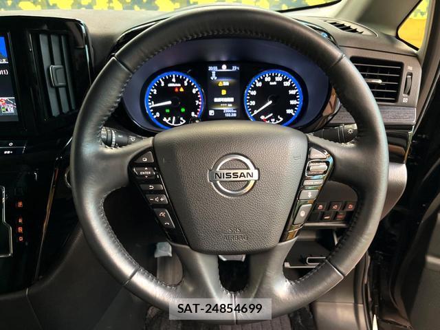 Nissan ELGRAND 2021-07 7934895-11