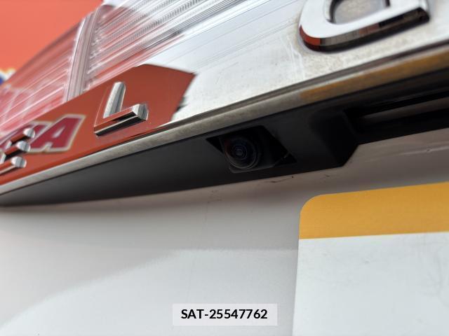 Nissan ELGRAND 2018-11 7935027-16