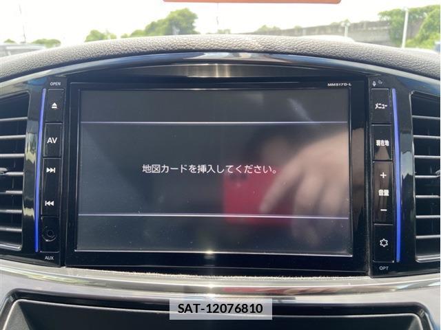 Nissan ELGRAND 2017-08 7935769-1