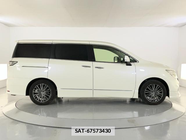 Nissan ELGRAND 2018-04 7936651-7