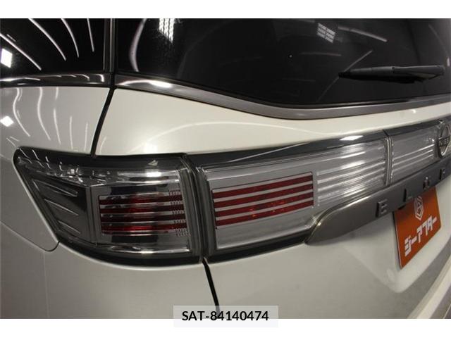 Nissan ELGRAND 2023-06 7936910-17