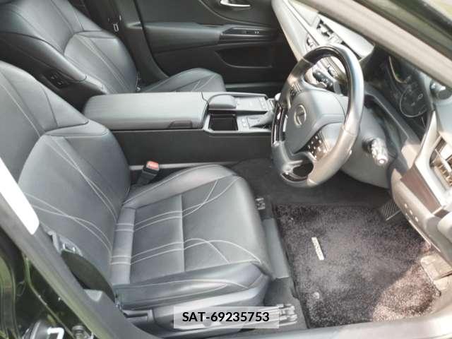 Lexus ES 2019-11 7935039-11