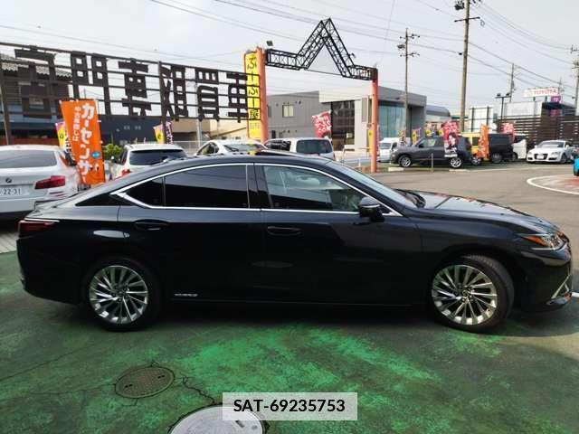 Lexus ES 2019-11 7935039-4