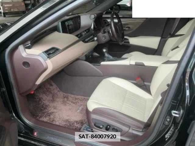 Lexus ES 2020-10 7936006-4