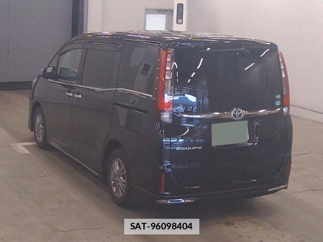 Toyota ESQUIRE 2017-03 7934972-1