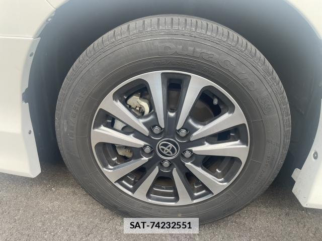 Toyota ESQUIRE 2021-05 7935226-13