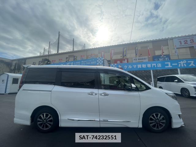 Toyota ESQUIRE 2021-05 7935226-3