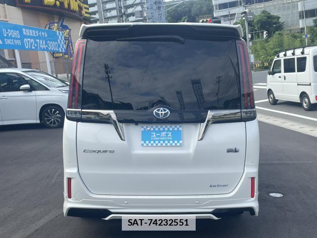 Toyota ESQUIRE 2021-05 7935226-7