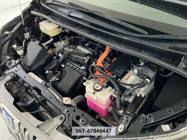 Toyota ESQUIRE 2019-02 7936649-12