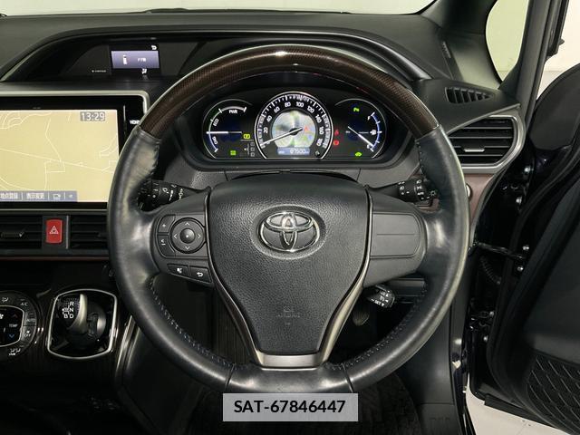 Toyota ESQUIRE 2019-02 7936649-13