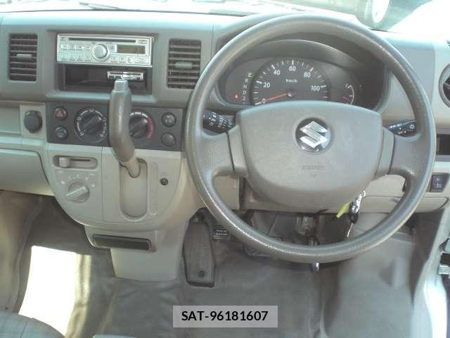 Suzuki EVERY 2007-08 7933994-7