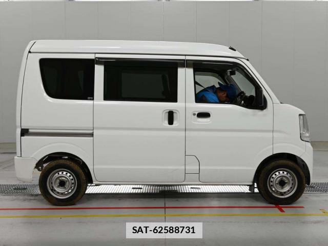 Suzuki EVERY 2020-05 7934156-6