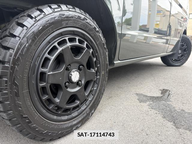 Suzuki EVERY 2023-11 7934374-12