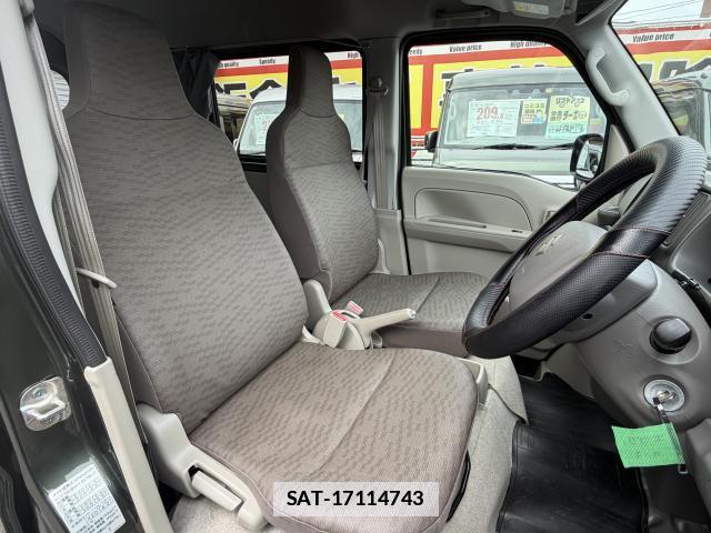 Suzuki EVERY 2023-11 7934374-3