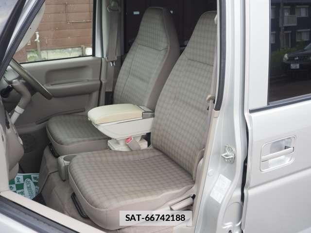 Suzuki EVERY 2010-02 7936255-12