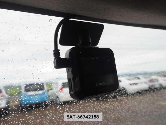 Suzuki EVERY 2010-02 7936255-16