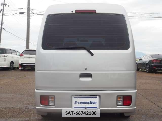 Suzuki EVERY 2010-02 7936255-8