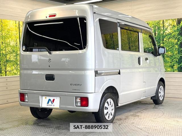 Suzuki EVERY 2022-06 7937233-16
