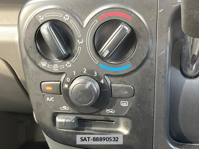 Suzuki EVERY 2022-06 7937233-4